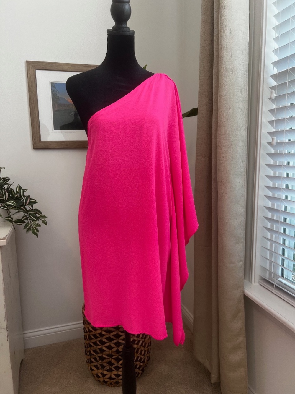 Hot pink one shoulder dress